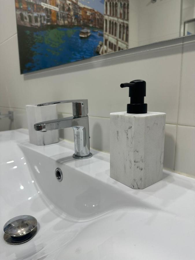 לוגרוניו Apartamento A 10 Minutos De La Calle Laurel מראה חיצוני תמונה