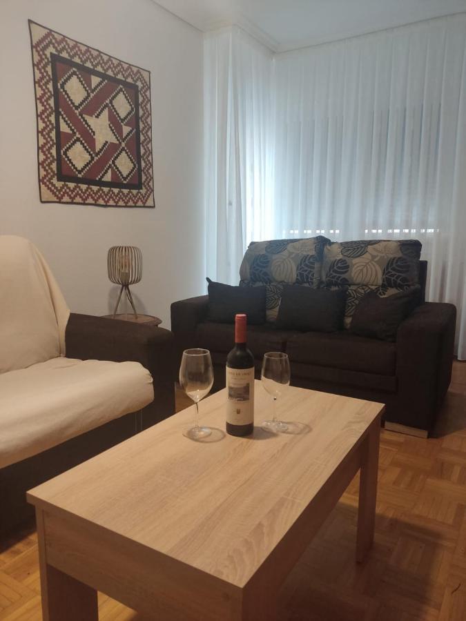 לוגרוניו Apartamento A 10 Minutos De La Calle Laurel מראה חיצוני תמונה